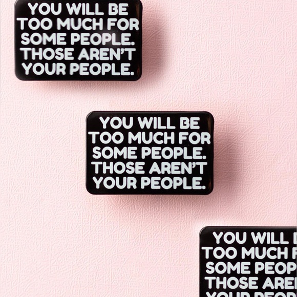 Meet your Posher, ✨Courtney✨ - Picture 4 of 8